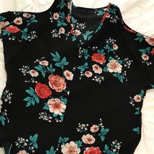 Cold shoulder, floral short sleeve blouse